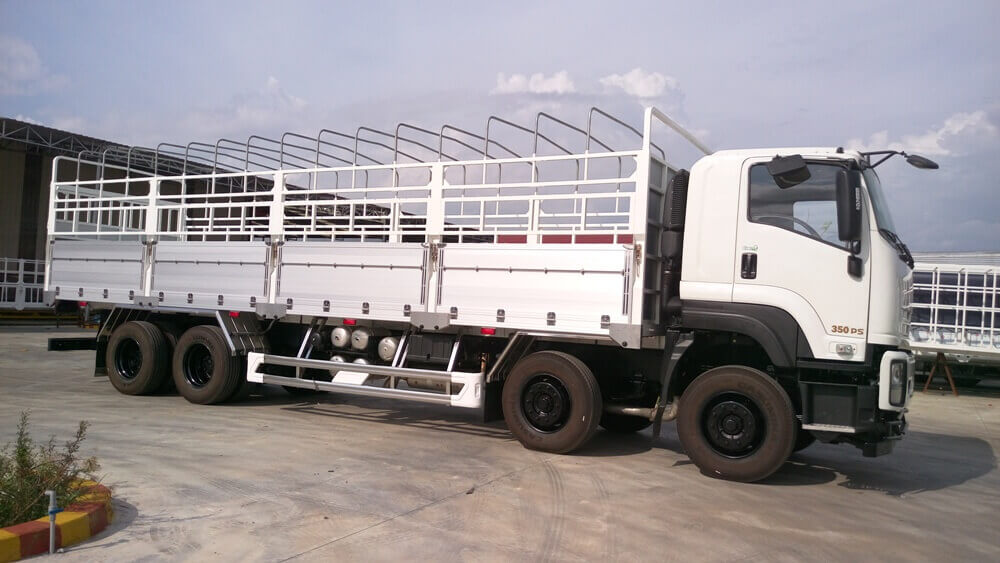 4. Xe tải Isuzu VM Vĩnh Phát FV330