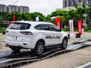 Xe isuzu mu-x 7 chỗ