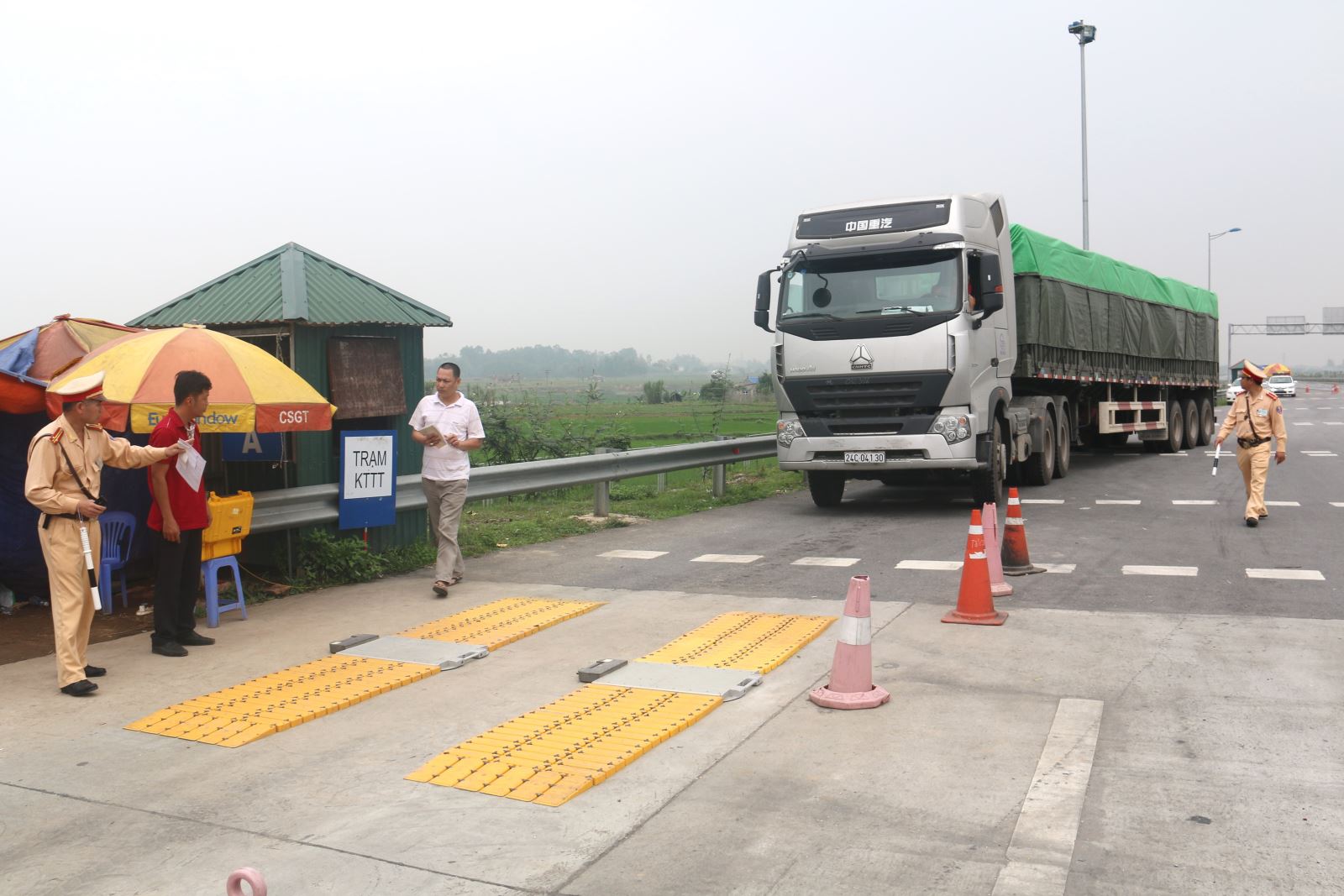 Bảng tra cứu mức phạt quá tải xe tải Isuzu theo từng dòng xe phổ biến - Mức Phạt Quá Tải Xe Tải