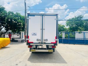 Xe Tải Isuzu 1T9 Thùng Đông Lạnh - Hình 6
