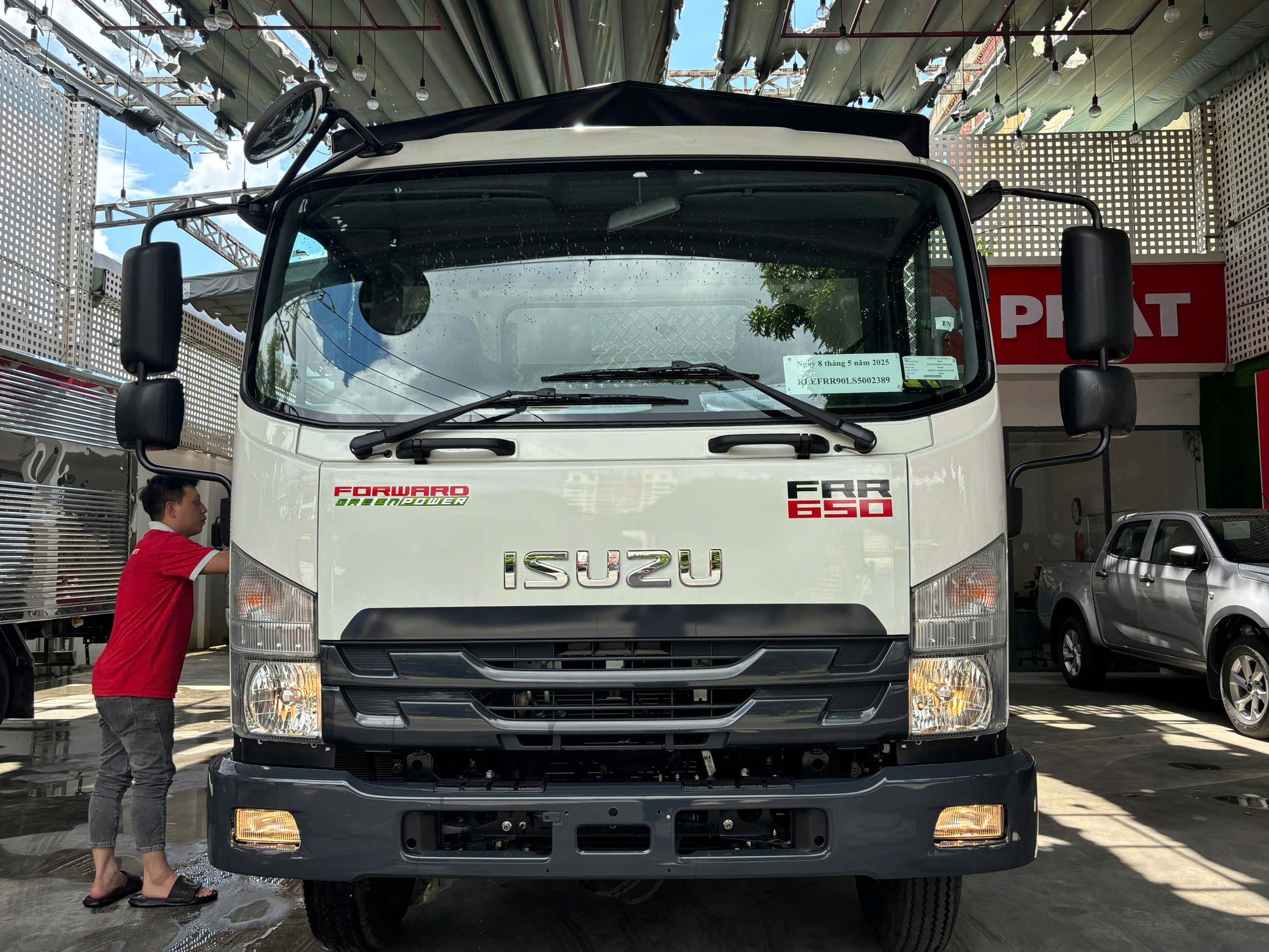 Thiết Kế Ngoại Thất & Quy Cách Đóng Thùng Thùng Mui Bạt, Thùng Kín, Thùng Lửng - Xe Tải Isuzu FRR650 6.5 Tấn