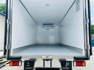 Xe Tải Isuzu 3T5 Thùng Đông Lạnh - Hình 2