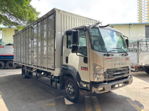 Xe TảI Isuzu FRR90N 6T2